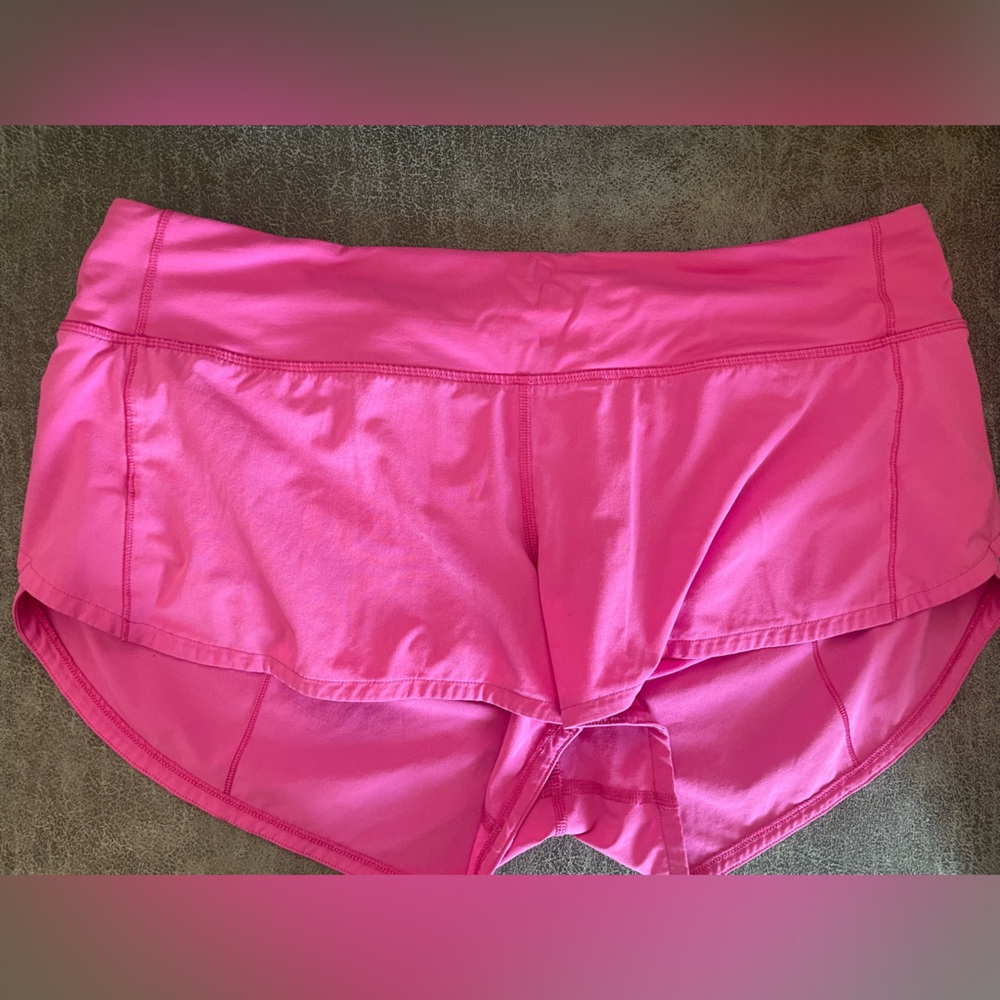 Lulu Speed Up Shorts Size 10 Sonic Pink